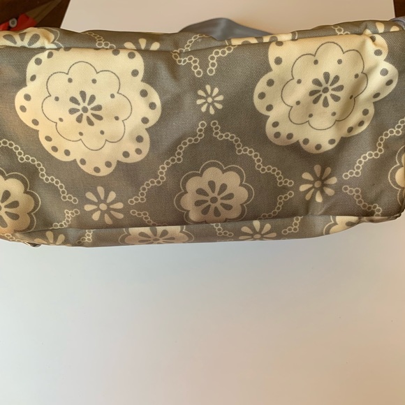 Petunia Pickle Bottom diaper bag/backpack - Picture 6 of 7